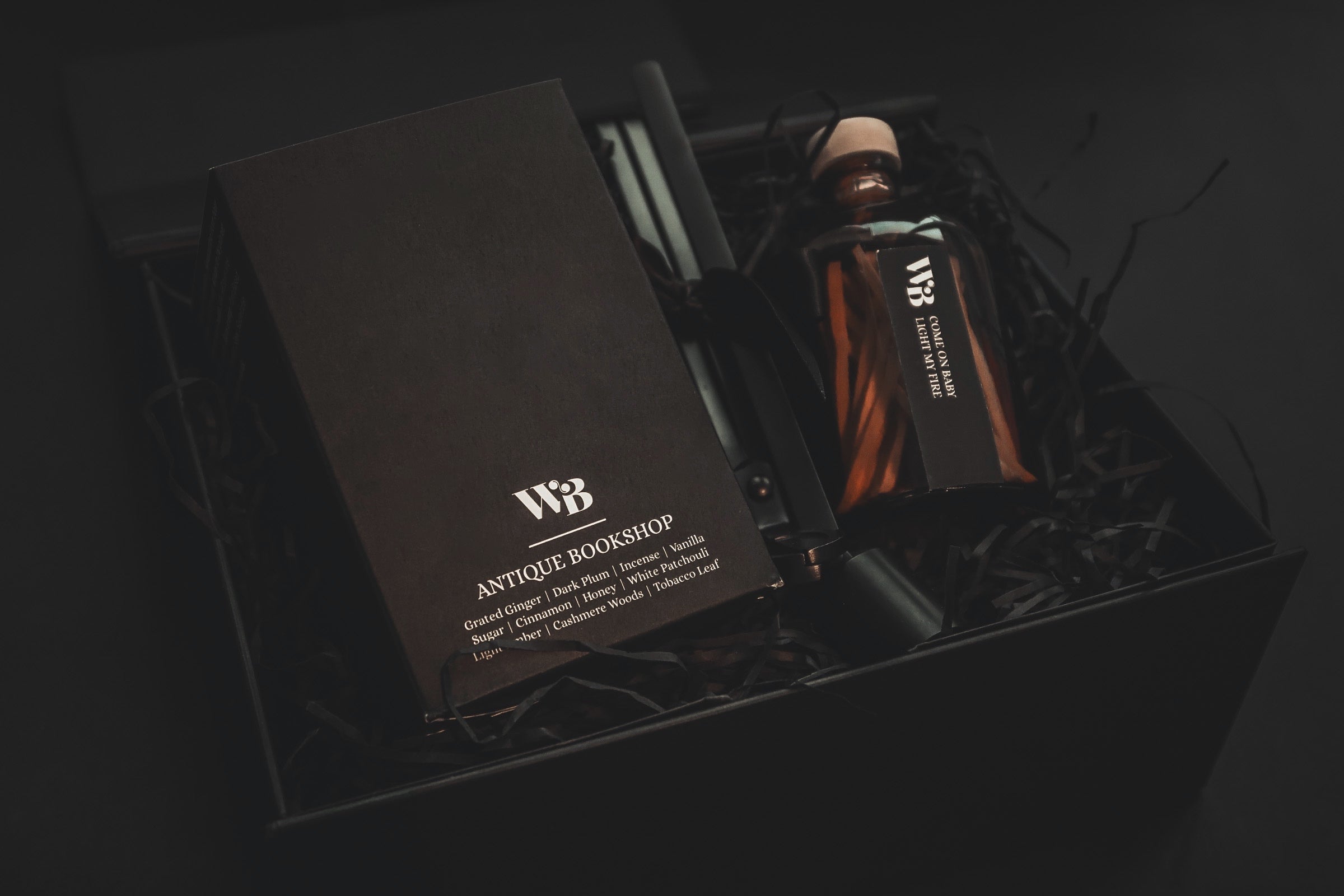 The Candle Lovers Gift Box